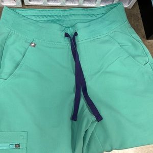 Figs Zamora petite jogger scrub pant XS surgical green